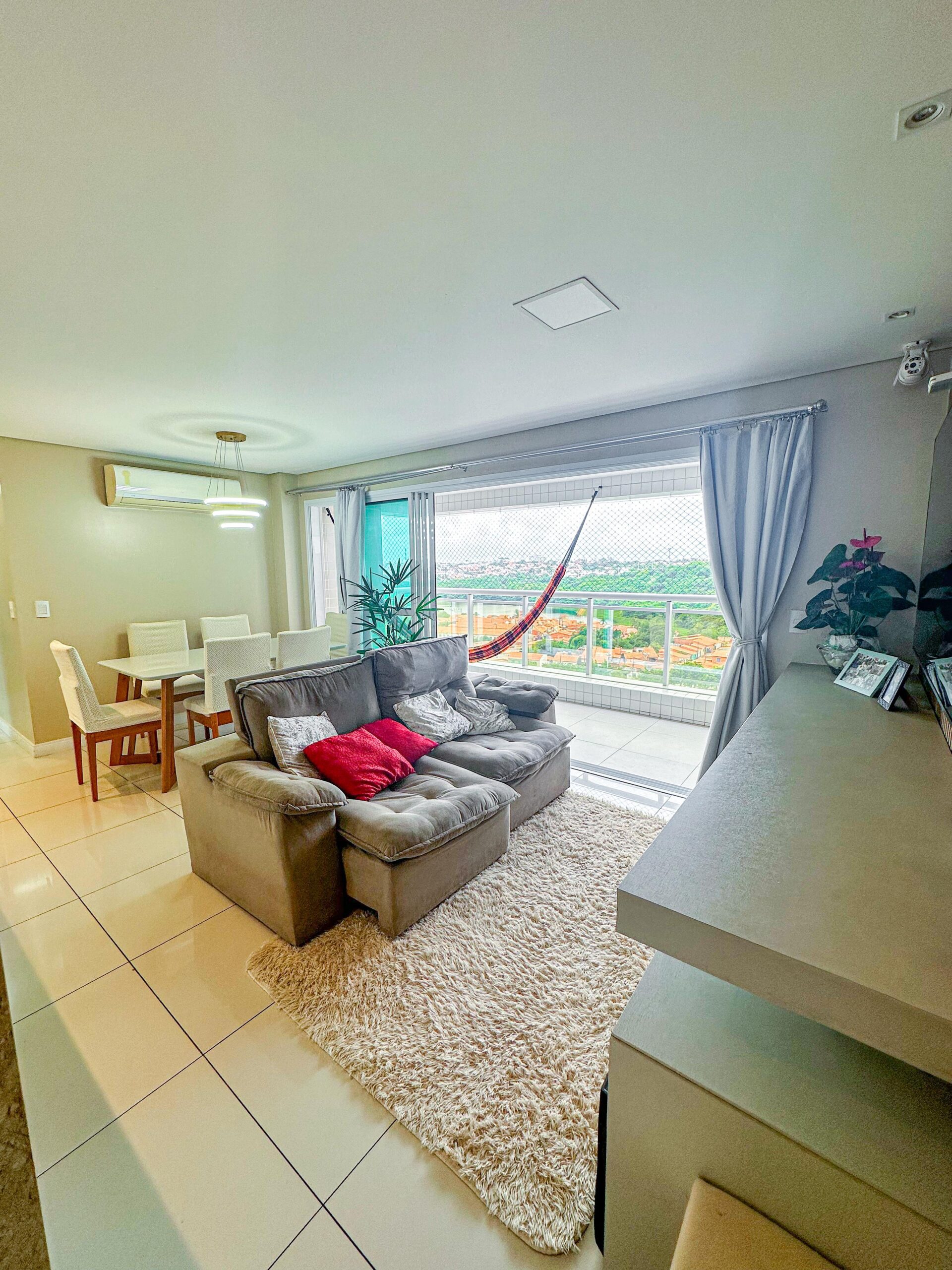 Apartamento Mobiliado no Condomínio Moma –  Locação