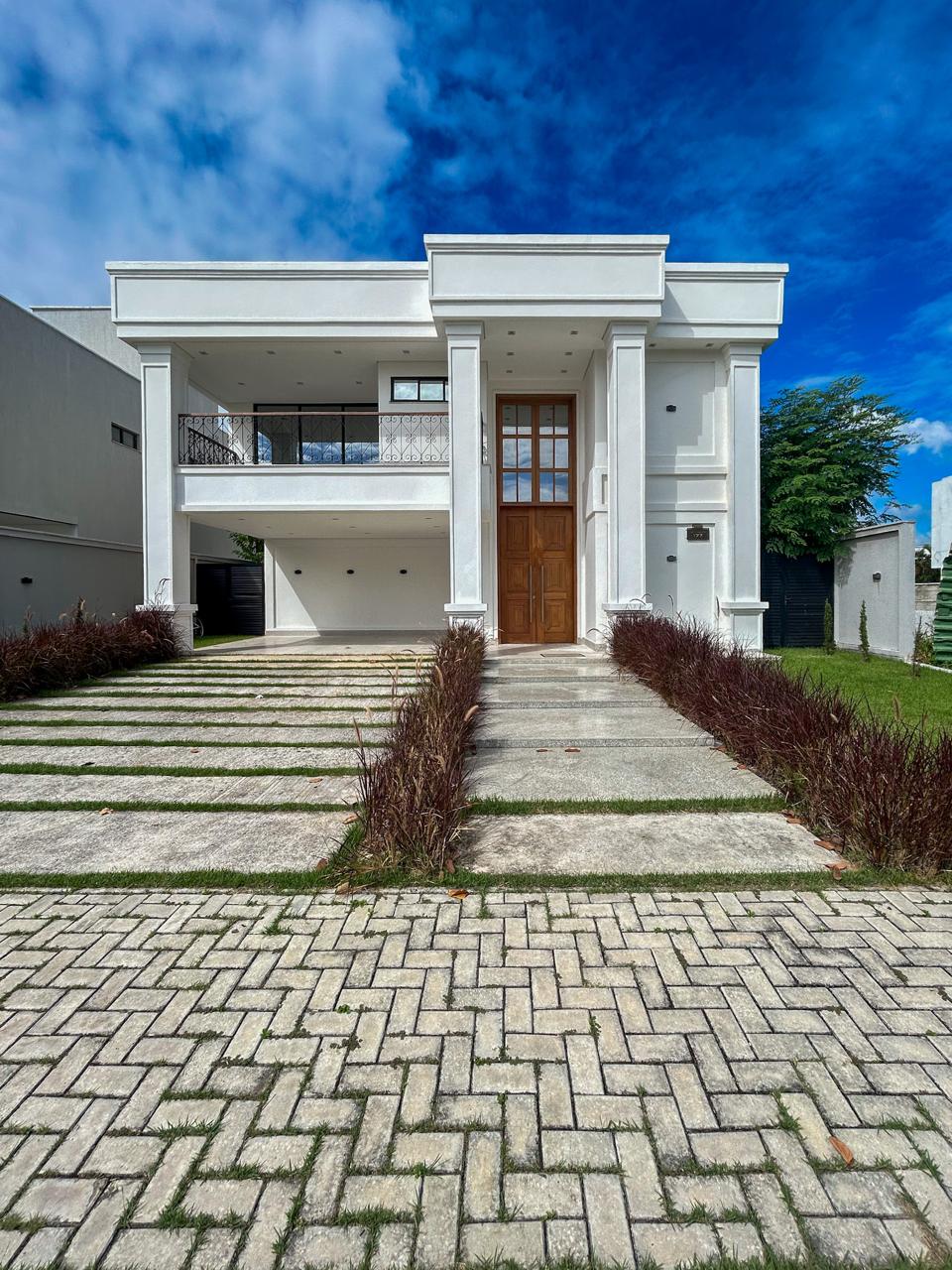Casa 350m² à venda no Alphaville Ceará